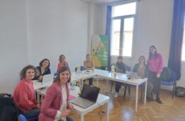 Startavo projektas, skirtas Ukrainos moterų skaitmeniniam verslumui ir žaliesiems įgūdžiams skatinti